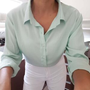 Camisa Feminina Tradicional Viscolinho Manga Longa Verde Bebê