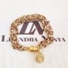 Pulseira Dourada Pingente Árvore da Vida 2 Voltas Elo Português-106 Fecho Ímã 20cm Pulseira Árvore da Vida Banho Ouro Corrente Aço Elo Português-106
