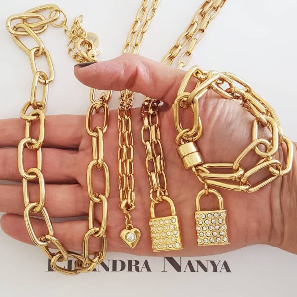 Conjunto Banho Ouro 3 Colares Pingentes + Pulseira Cadeado Strass