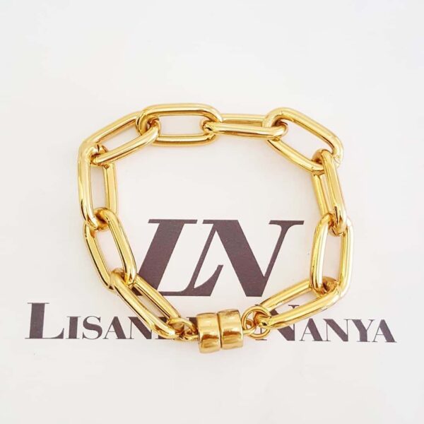 Pulseira Dourada Elo Retangular-423 Fecho Ímã 18cm Pulseira Elo Retangular-423 Banho Ouro Corrente Aço Grossa Fecho Ímã