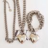 Conjunto Prateado 2 Colares + 1 Pulseira - Tamanho Extra Conjunto Escândalo de Beleza: Choker + Colar Coração + Pulseira Prateada