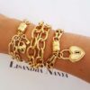 Pulseira Pingente Mini Coração Fechadura e Chave Banho Ouro Elo Alternado