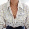 Camisa Feminina Tradicional Manga Longa Off White Botões Encapados