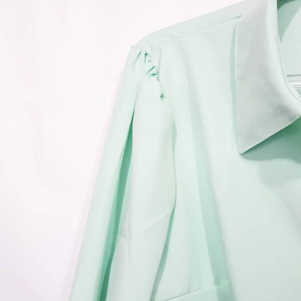 Camisa Feminina Tradicional Manga Princesa Botões Forrados