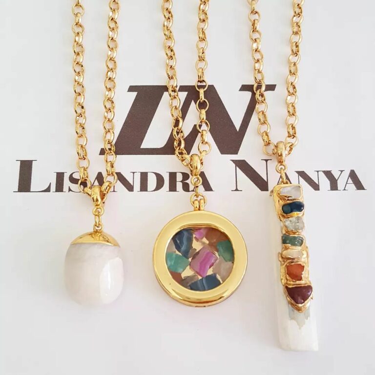 Conjunto 3 Colares Dourados Corrente Aço Banho Ouro Elo Português-130 Pingente Pedra Mineral