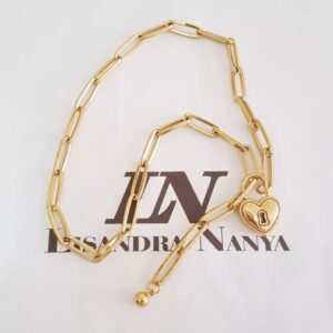 Colar Longo Dourado Corrente Aço Banho Ouro Elo Retangular-424 Pingente Coração Mosquete Médio 52cm