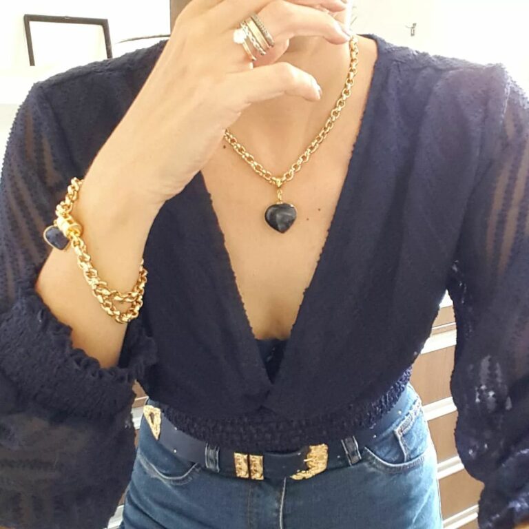 Conjunto Dourado Pulseira e Colar Corrente Aço Banho Ouro Elo Português-106 Pingente Pedra Mineral Sodalita Coração