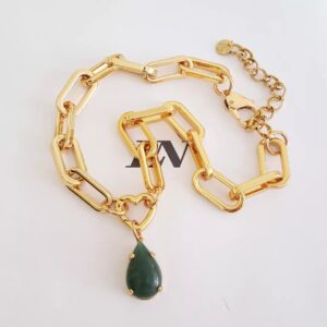 Colar Curto Dourado Corrente Metal Banho Ouro Elo Retangular Grande Pingente Gota Pedra Quartzo Verde 40cm
