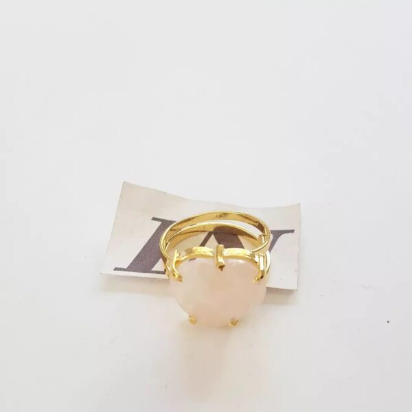 Anel Dourado Regulável Banho Ouro Pedra Mineral Lapidada Quartzo Rosa Formato Coração Pequeno