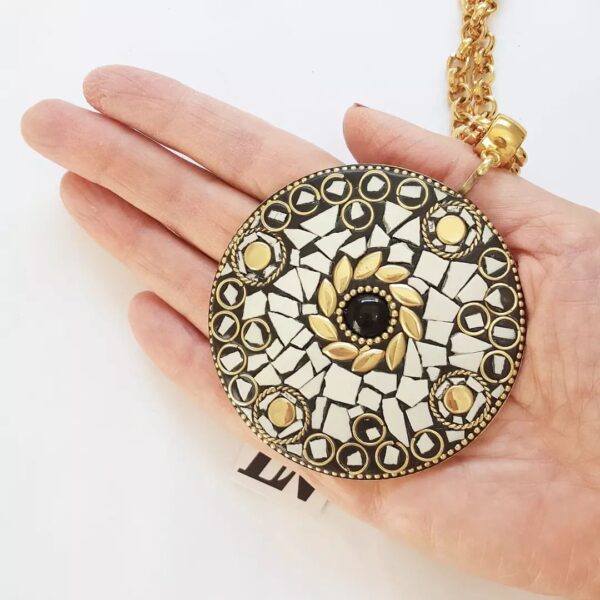 8835c Colar Tibetano Caquinho Branco Corrente Aço Banho Ouro Elo Português-106