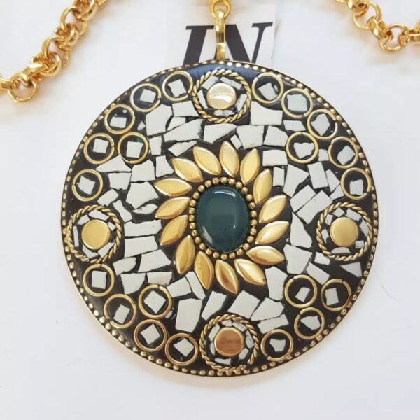 Colar Tibetano Caquinho Branco Corrente Aço Banho Ouro Elo Português-106