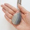 Colar Prata Pedra Mineral Cinza Formato Gota Corrente Grossa Grumet-117