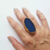 Anel Regulável Pedra Mineral Ágata Azul Marinho Cravejada Banho Ouro