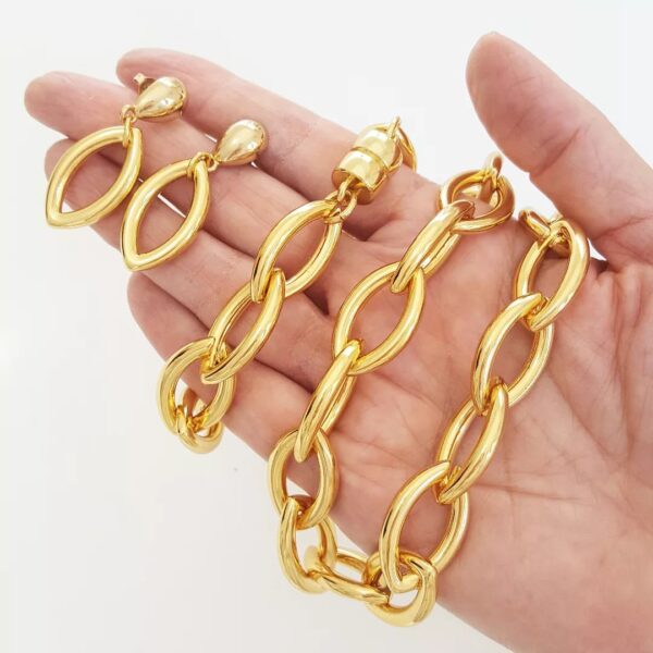 Conjunto Combinado Colar + Pulseira + Brinco Elo Grande Formato Folha Banho
