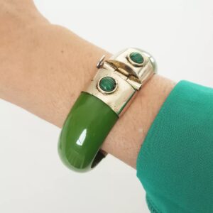 Pulseira Tibetana Rígida Fechada Verde Detalhe Prateado