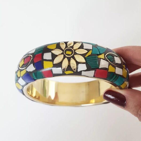 Pulseira Tibetana Caquinho Cerâmica Colorida Detalhes Dourados