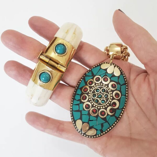 Conjunto Tibetano Dourado Pulseira Banhada + Colar Caquinho Cerâmica Verde