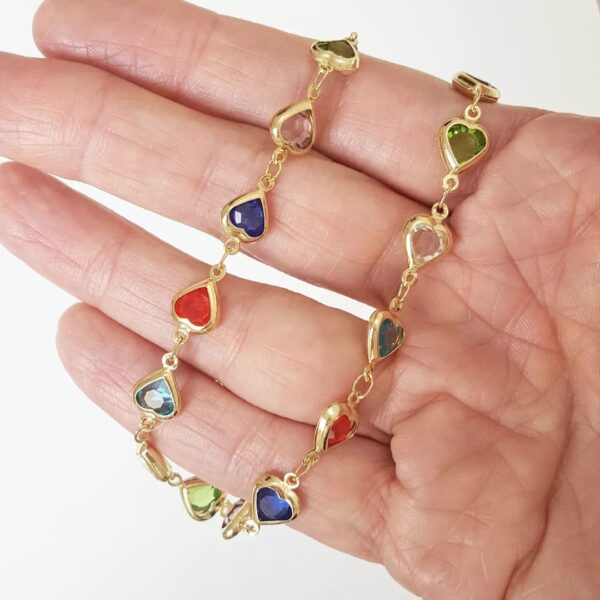 Colar Choker Elo Corações Pedrinhas Coloridas Banho Ouro