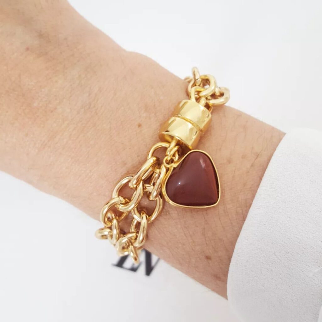 Pulseira de Jaspe Avermelhada com Coração e Banho Ouro 18k