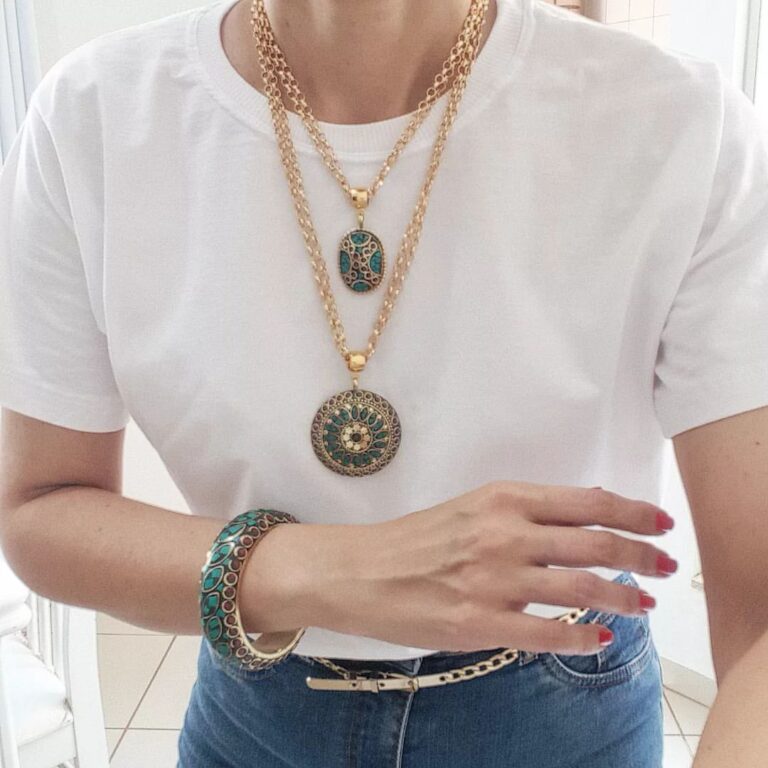 Conjunto Combinado Tibetano Turquesa Cerâmica Pulseira e Colares