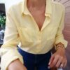 Camisa Feminina Tradicional Tencel Manga Longa Amarelo Bebê
